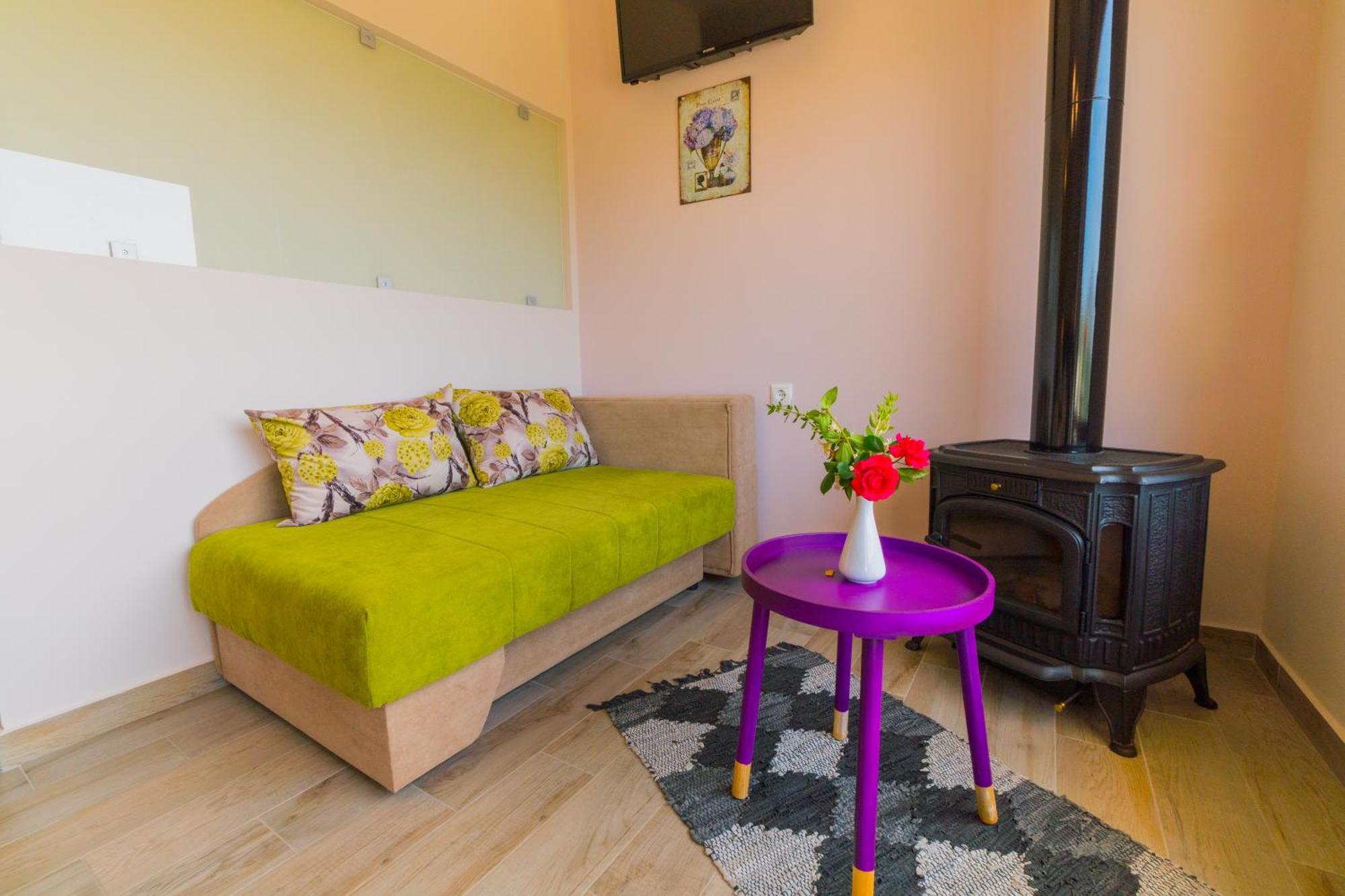 Aravanes Thronos Kamer foto